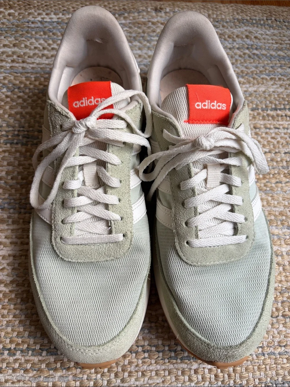 Adidas Run 70s Sneakers in Linen Green/Cloud White. Size:8.5